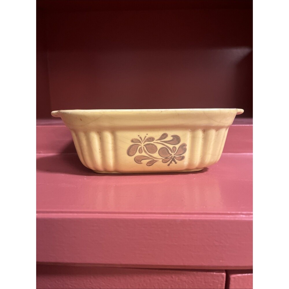 VINTAGE 1983 Pfaltzgraff 16 Ounce Casserole Baking Dish Floral Butter Yellow